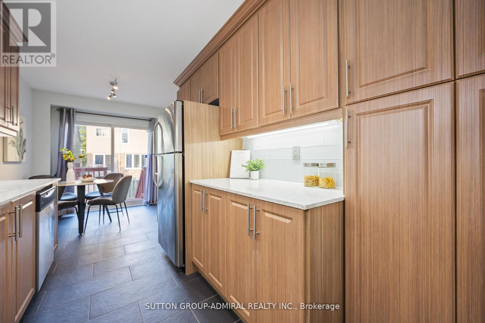 12 Tilburn Place, Toronto, ON - Indoor Photo Showing Kitchen