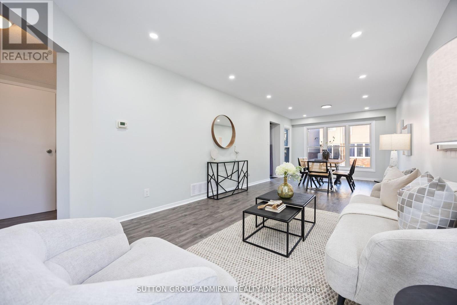 12 Tilburn Place, Toronto, ON - Indoor Photo Showing Living Room