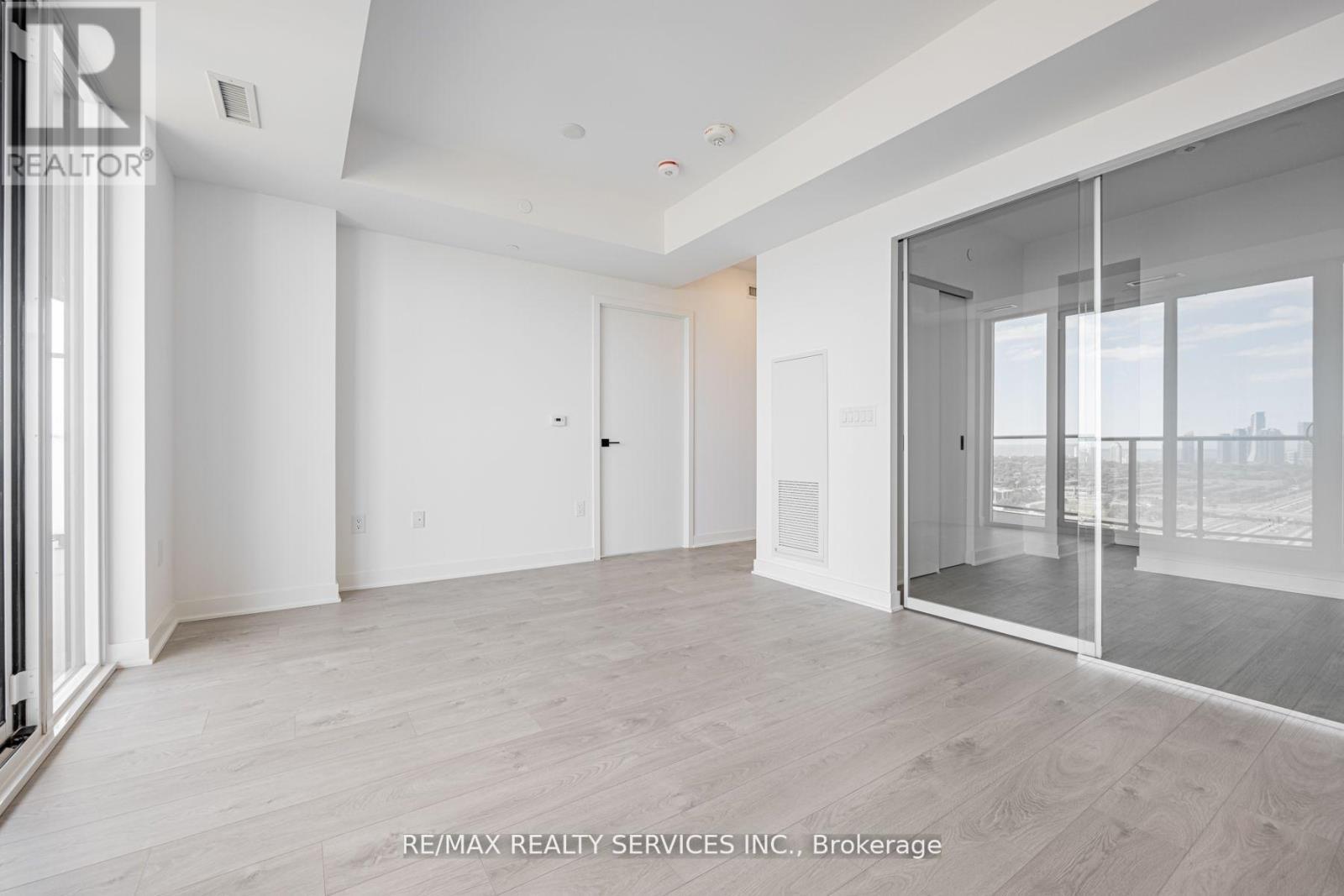 2007 - 36 Zorra Street, Toronto, ON - Indoor Photo Showing Other Room