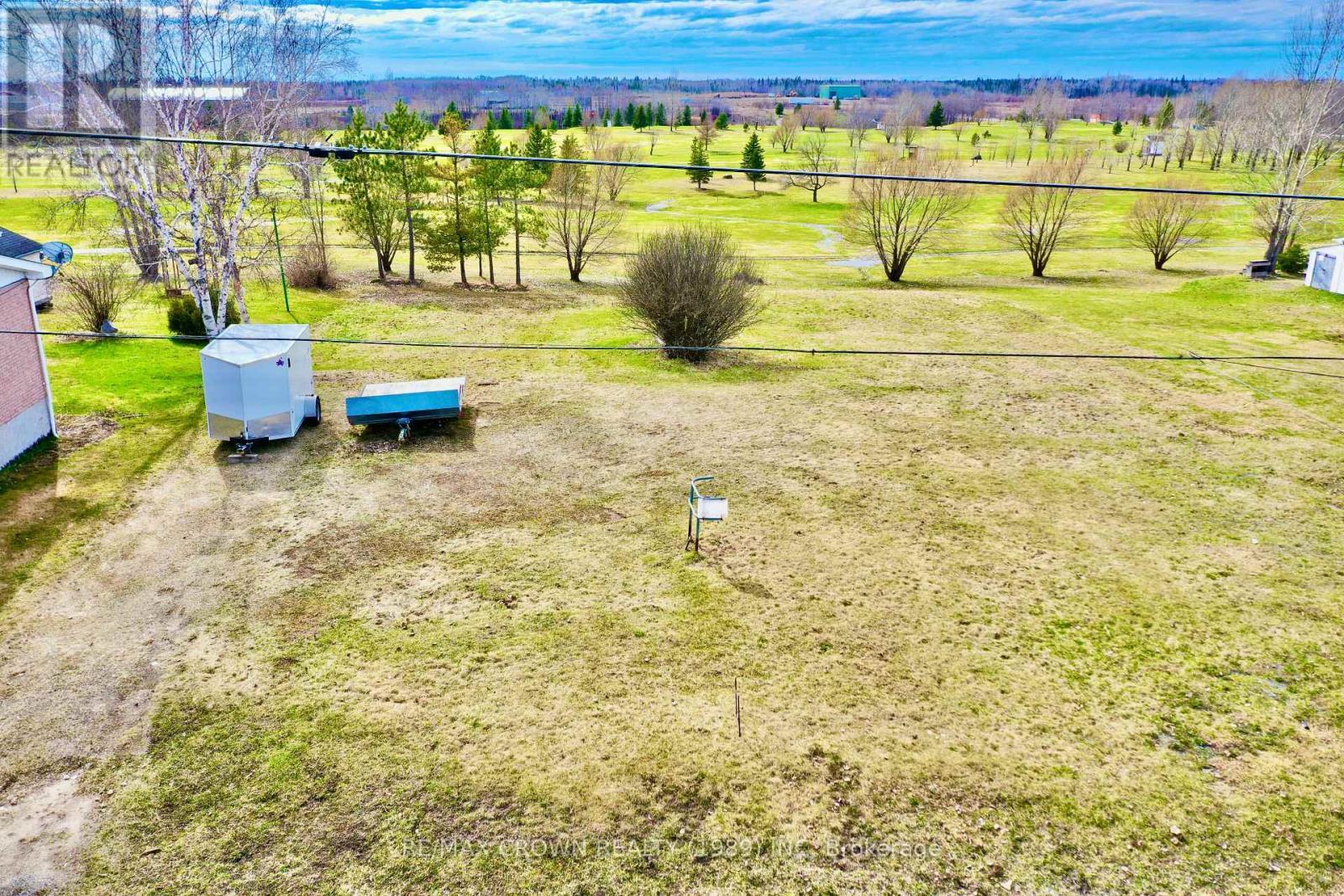 228-232 Ross Road, Smooth Rock Falls (Srf), ON