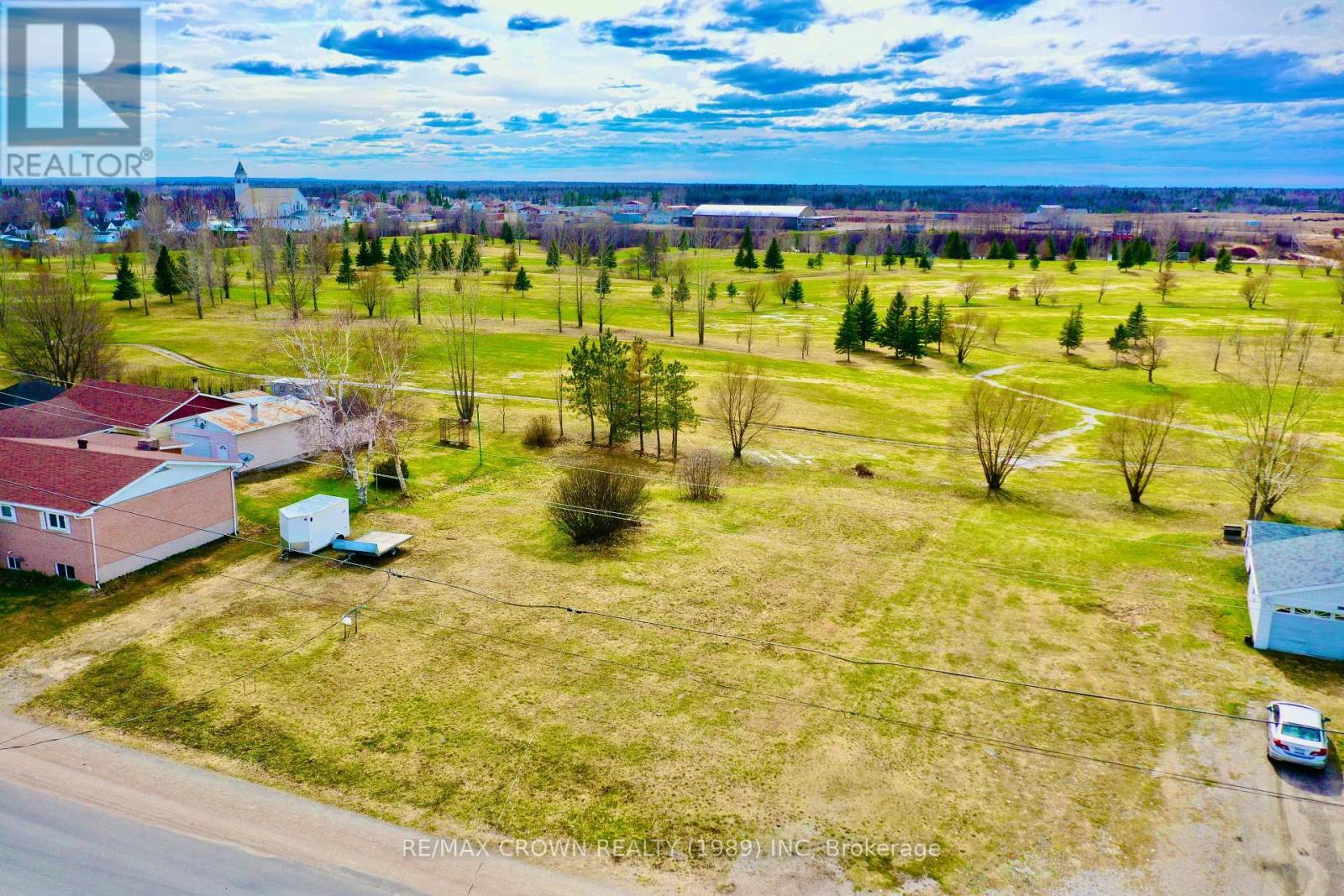 228-232 Ross Road, Smooth Rock Falls (Srf), ON