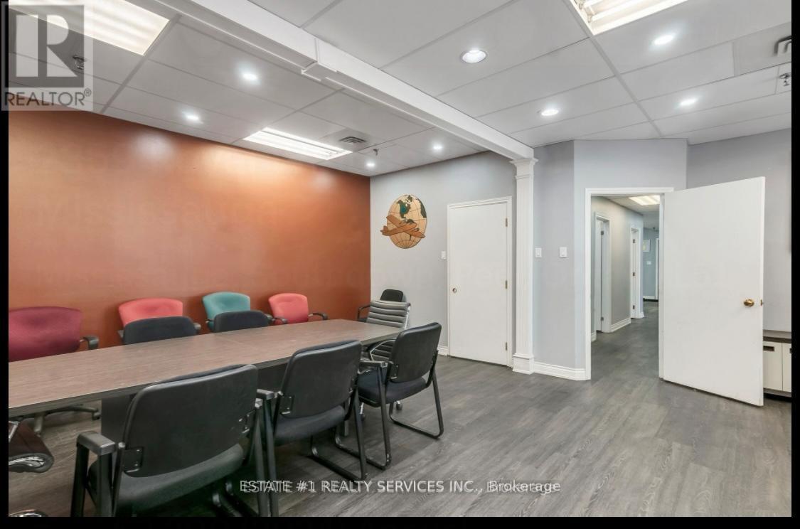 211 - 2359 Royal Windsor Drive, Mississauga, ON