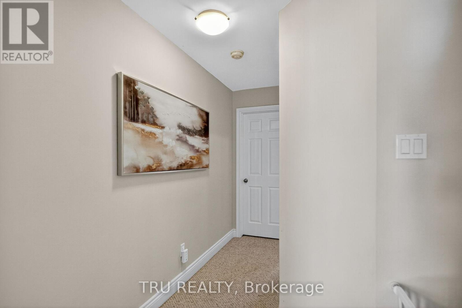 2642 Palings Private, Ottawa, ON - Indoor Photo Showing Other Room