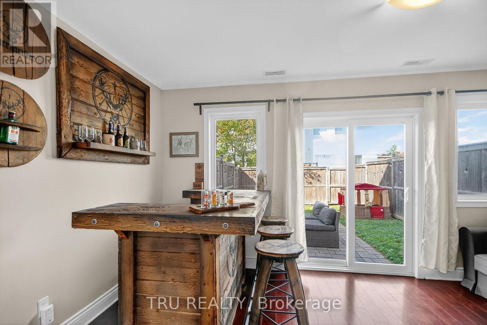 2642 Palings Private, Ottawa, ON - Indoor