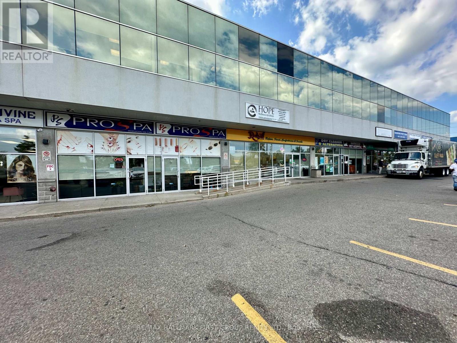 14B - 1 Rossland Road, Ajax, ON