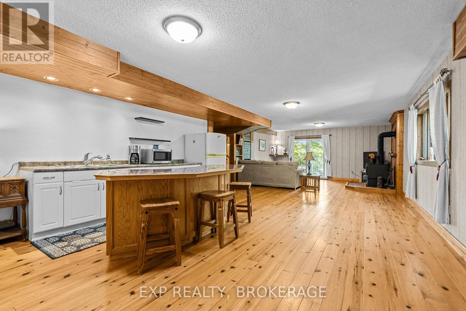 5525 Rideau Road, South Frontenac (Frontenac South), ON - Indoor