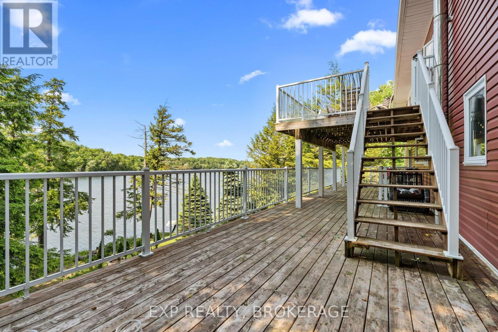 5525 Rideau Road, South Frontenac (Frontenac South), ON - Outdoor With Deck Patio Veranda With Exterior