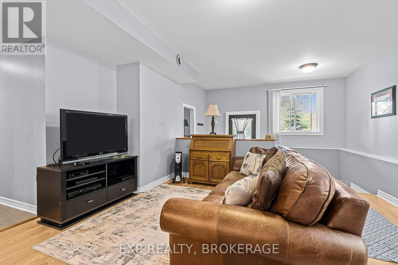 5525 Rideau Road, South Frontenac (Frontenac South), ON - Indoor