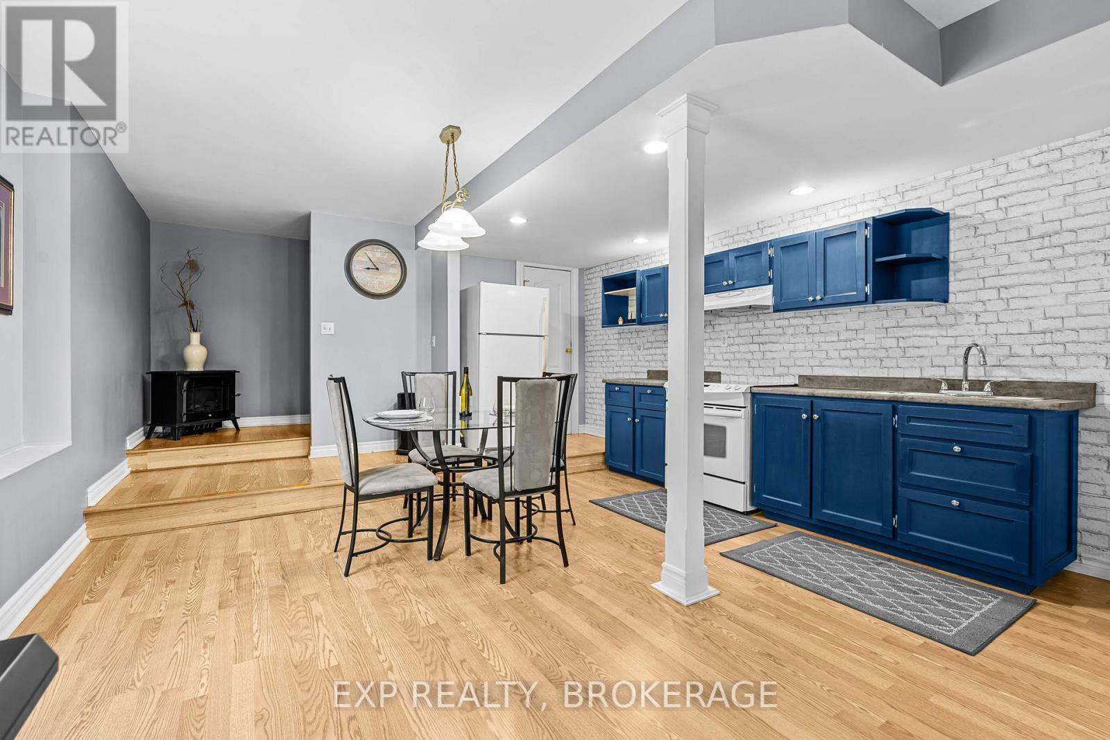 5525 Rideau Road, South Frontenac (Frontenac South), ON - Indoor Photo Showing Dining Room