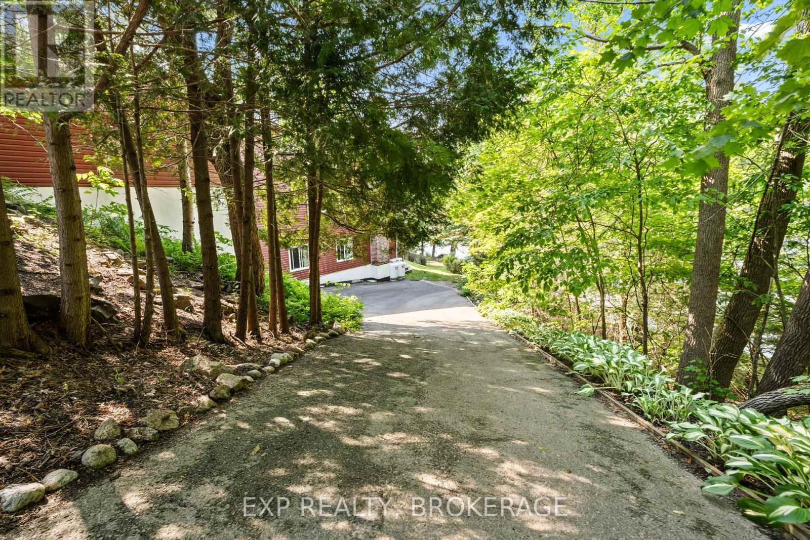 5525 Rideau Road, South Frontenac (Frontenac South), ON - Outdoor