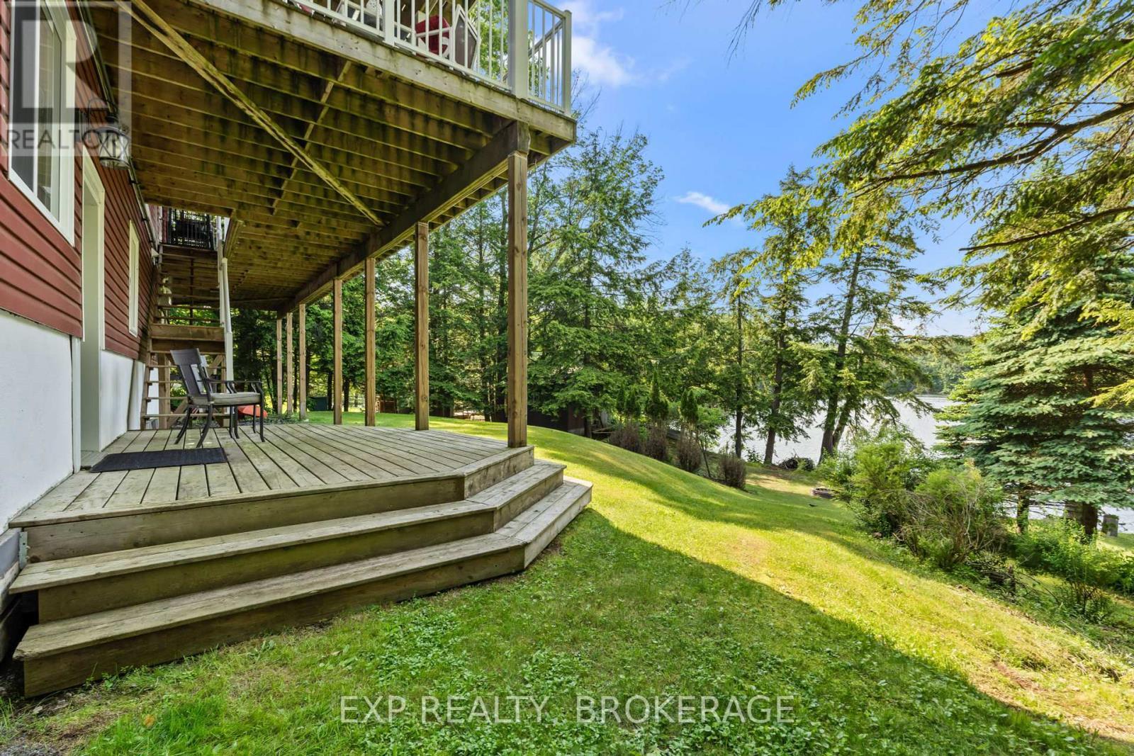 5525 Rideau Road, South Frontenac (Frontenac South), ON - Outdoor With Deck Patio Veranda