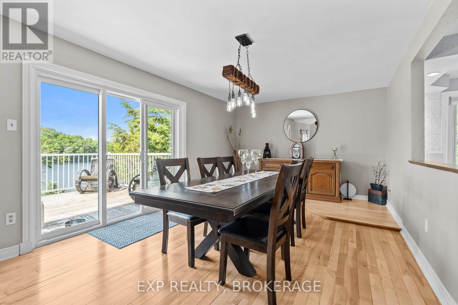 5525 Rideau Road, South Frontenac (Frontenac South), ON - Indoor Photo Showing Dining Room