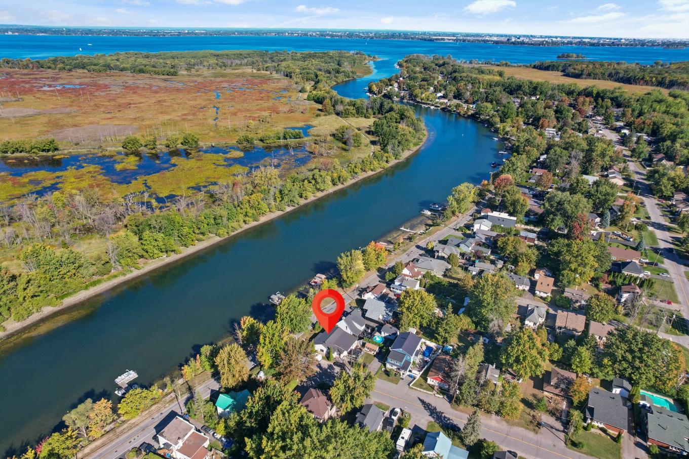 Aerial photo - 288 Boul. Salaberry N., Châteauguay, QC - Outdoor With Body Of Water With View