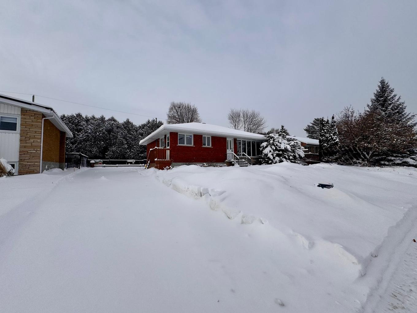 Frontage - 179Z Boul. Riel, Gatineau (Hull), QC - Outdoor