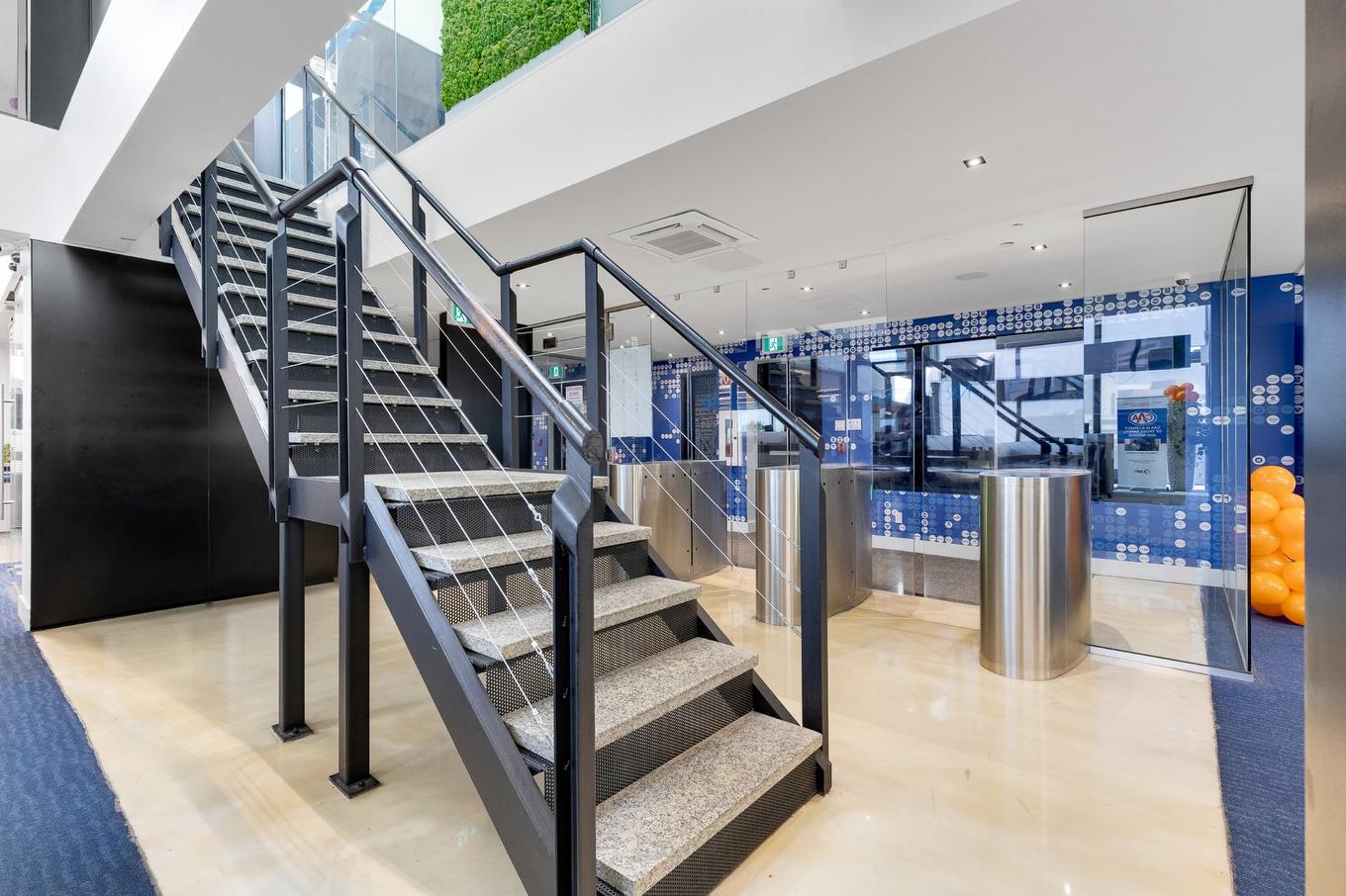 Interior - 5075 Rue De Sorel, Montréal (Côte-Des-Neiges/Notre-Dame-De-Grâce), QC - Indoor Photo Showing Other Room