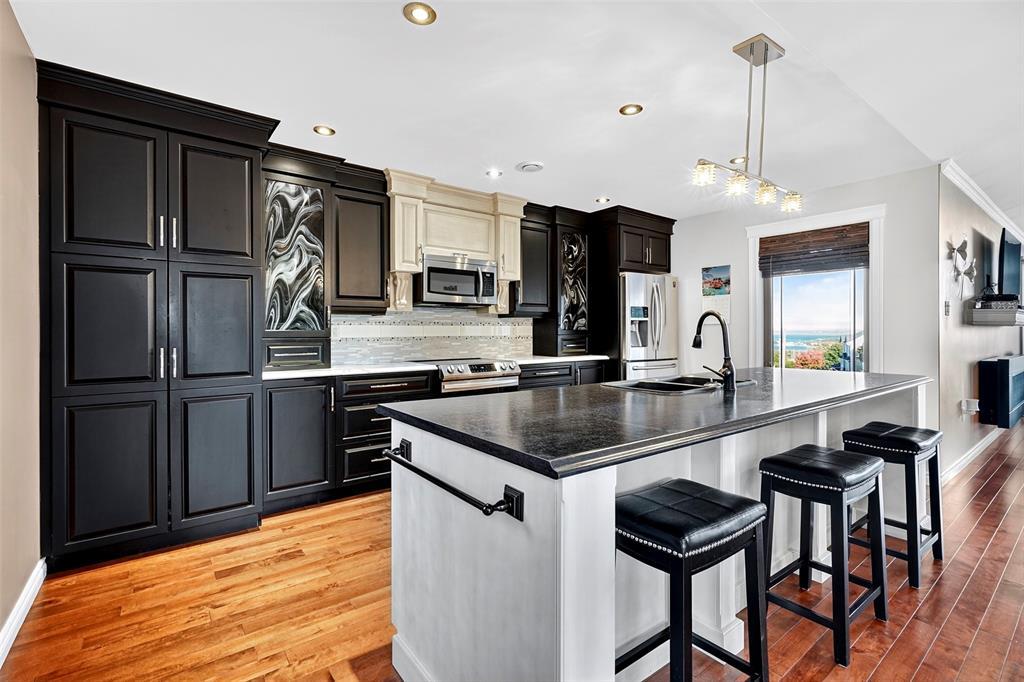 48 Badcock Boulevard, Bay Roberts, NL