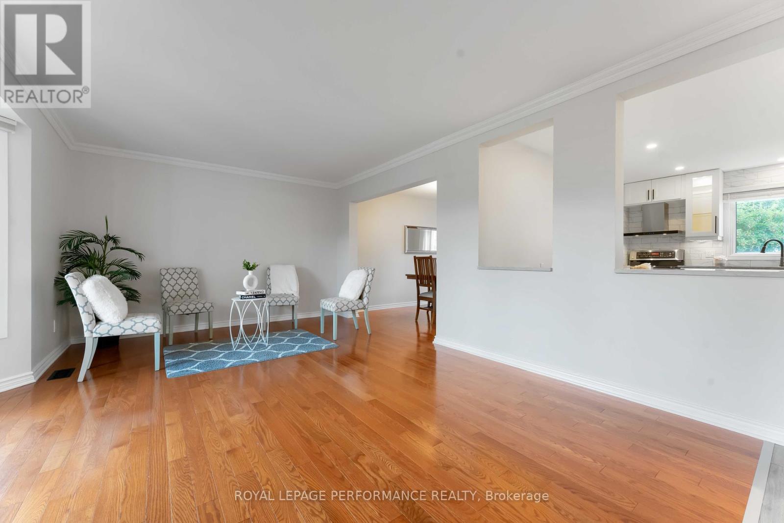 6345 Mattice Avenue N, Ottawa, ON - Indoor