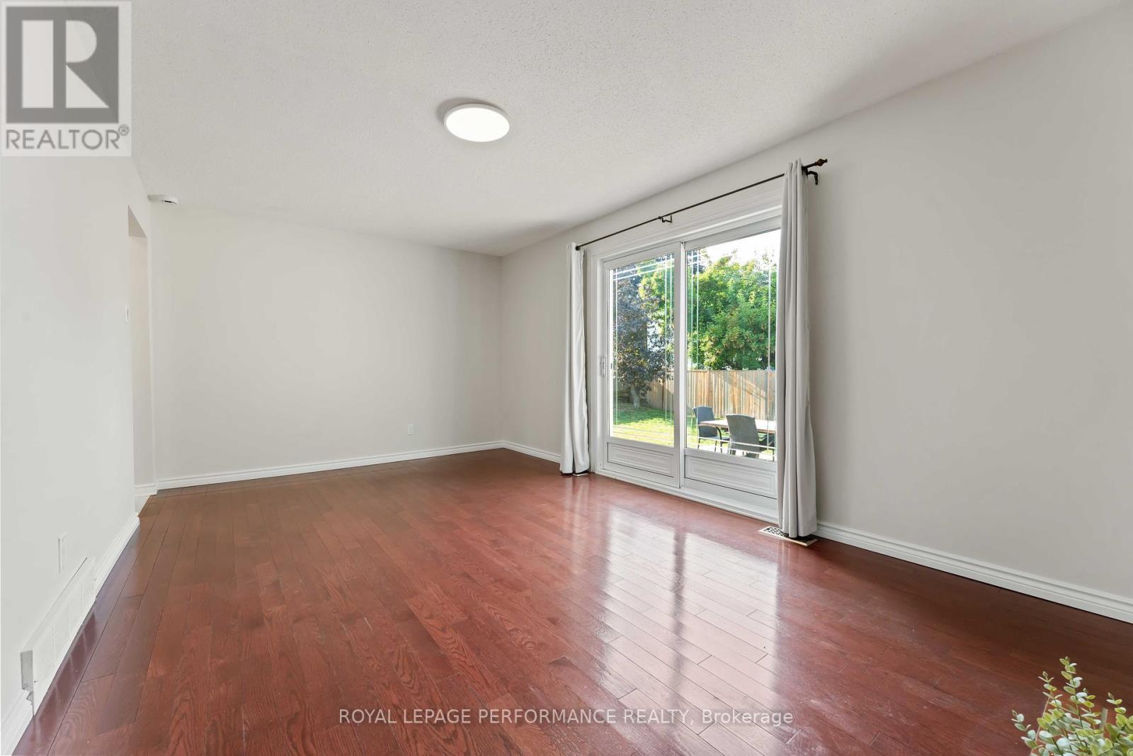 6345 Mattice Avenue N, Ottawa, ON - Indoor Photo Showing Other Room