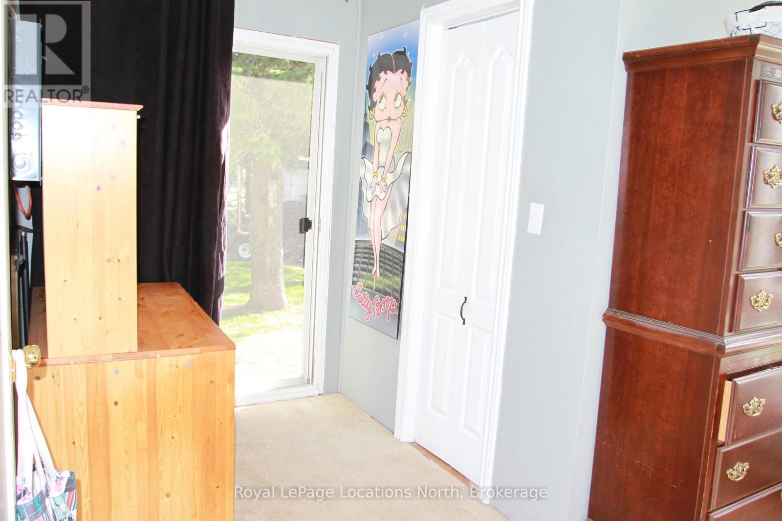 1539 6 Concession N, Clearview, ON - Indoor Photo Showing Other Room