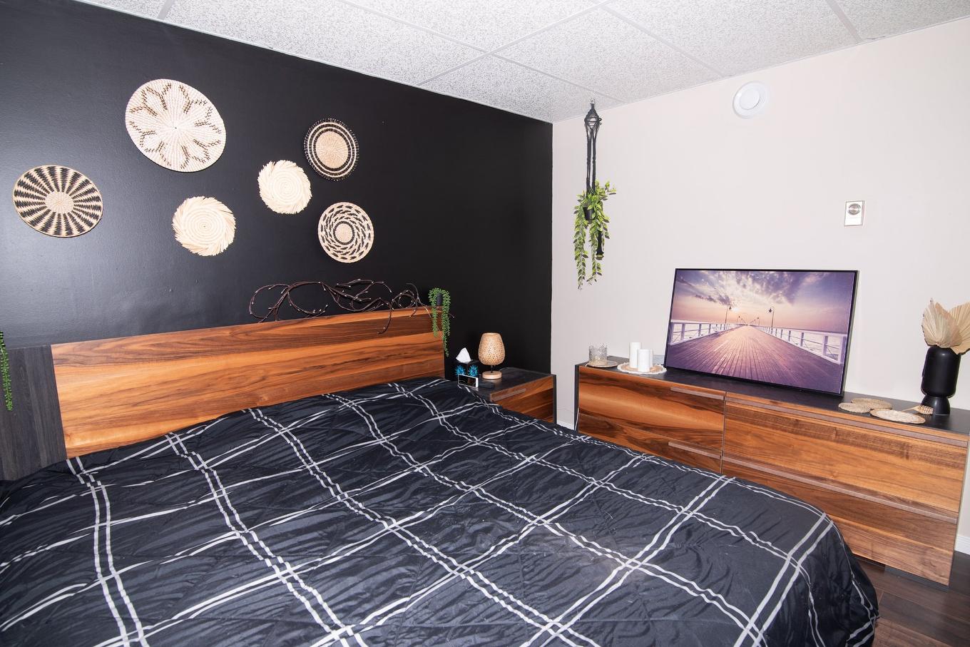 Chambre à coucher principale - 20 Rue Charles-Eugène-Dubé, Rivière-Du-Loup, QC - Indoor Photo Showing Other Room