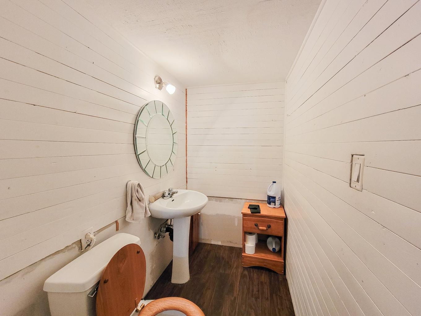 Salle d'eau - 520 Ch. De Dunany, Lachute, QC - Indoor Photo Showing Bathroom