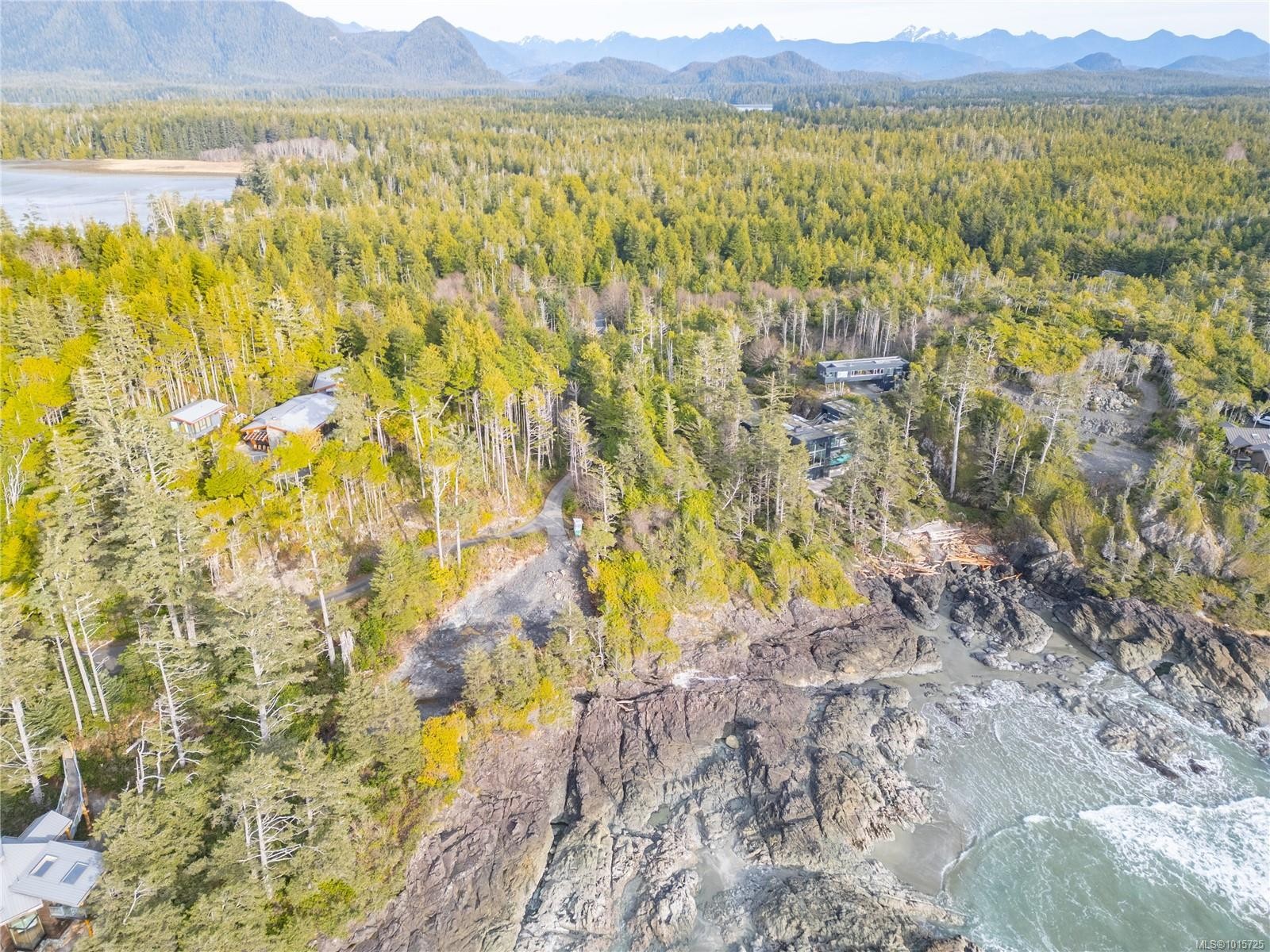 871 Moser Pl, Tofino, BC