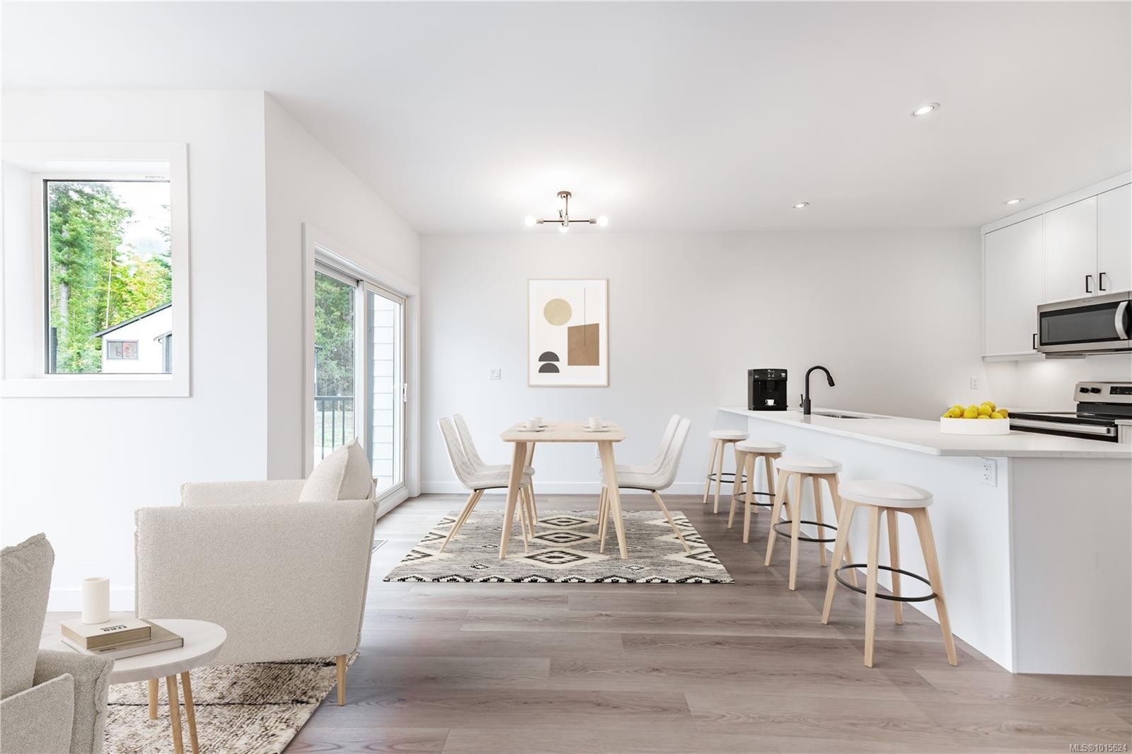 110 Plante Cres, Lake Cowichan, BC - Indoor