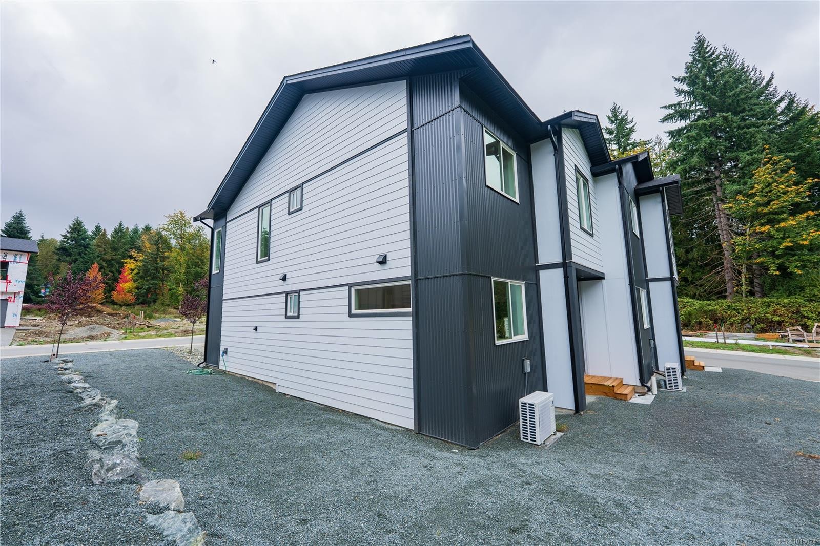 110 Plante Cres, Lake Cowichan, BC - Outdoor With Exterior