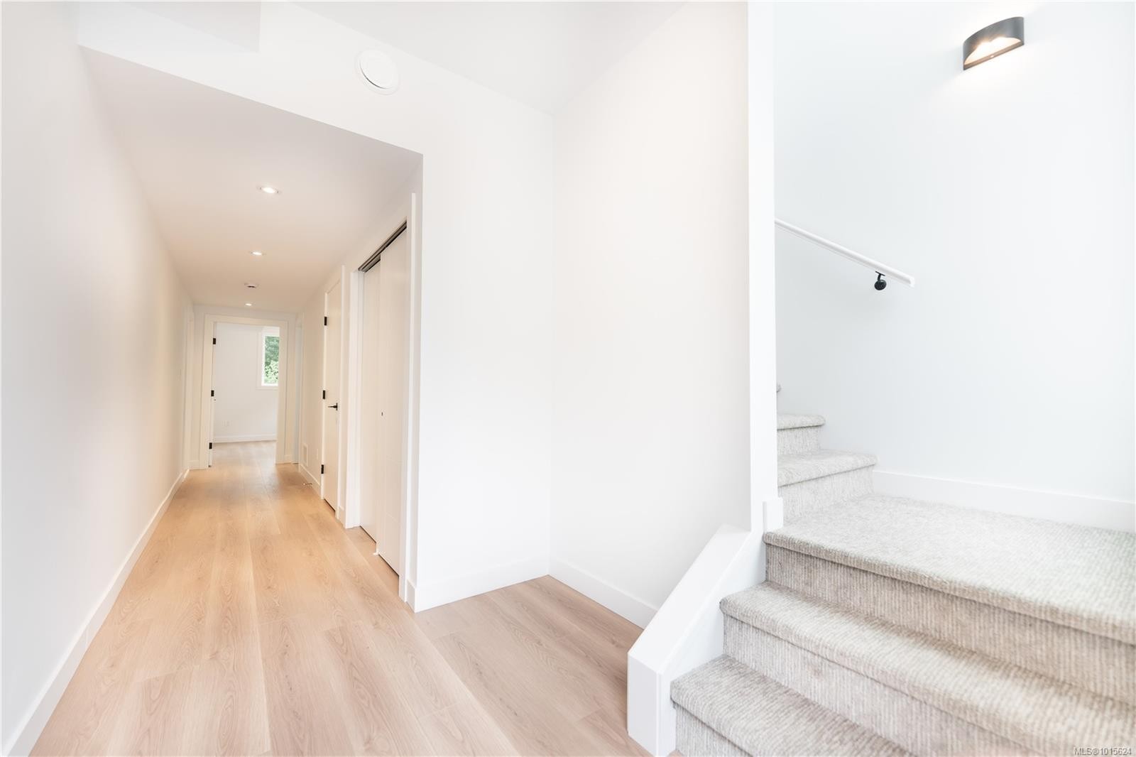 110 Plante Cres, Lake Cowichan, BC - Indoor Photo Showing Other Room