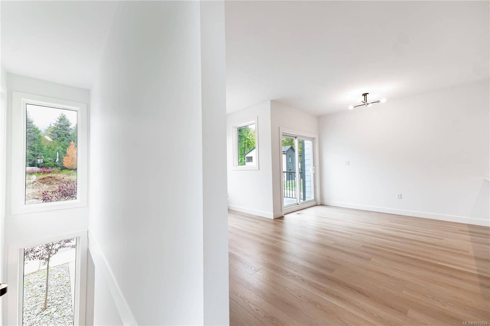 110 Plante Cres, Lake Cowichan, BC - Indoor Photo Showing Other Room