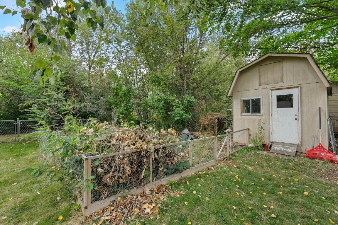 360 Juniper Street, Chase, BC - Outdoor