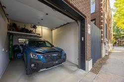 Garage -