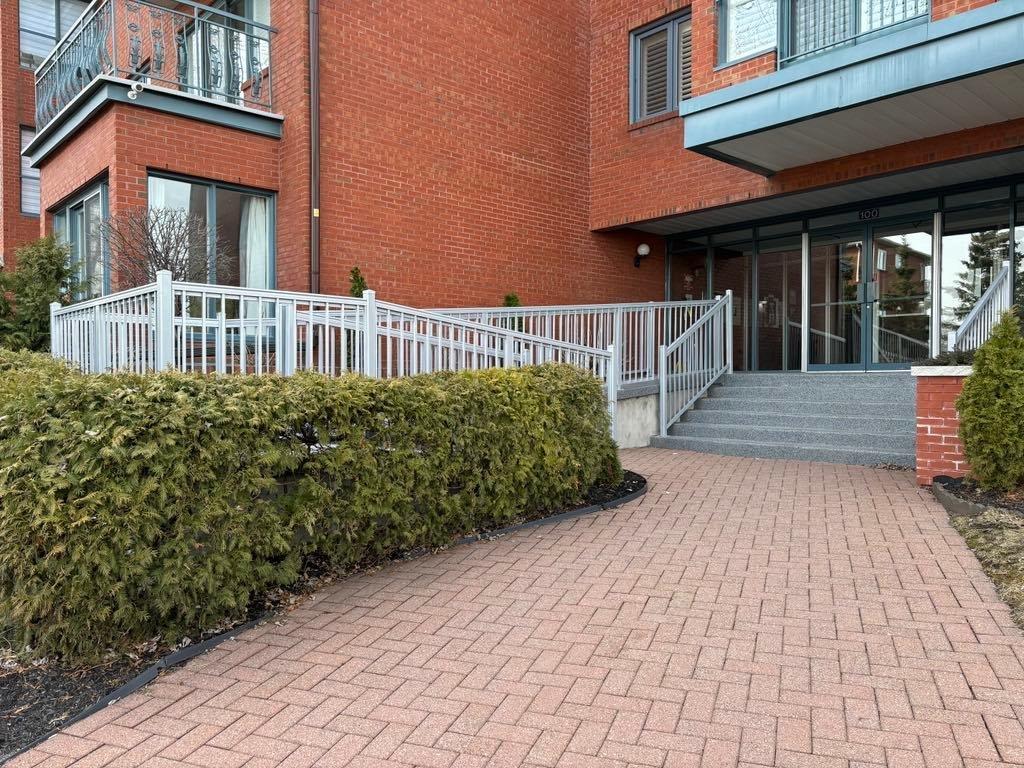 Entrée extérieure - 109-100 Boul. J.-S.-Archambault, Terrebonne (Terrebonne), QC - Outdoor With Exterior