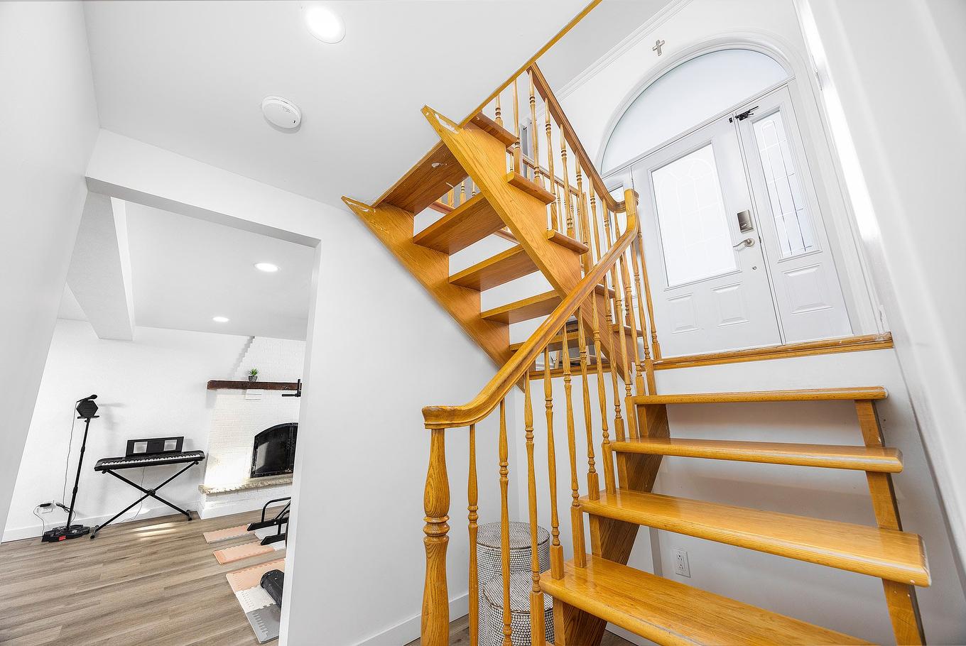 Staircase - 447 Boul. Samson, Laval (Sainte-Dorothée), QC - Indoor Photo Showing Other Room