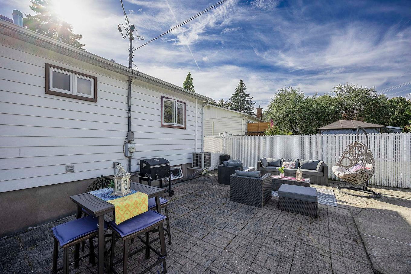 Garden - 447 Boul. Samson, Laval (Sainte-Dorothée), QC - Outdoor With Deck Patio Veranda With Exterior