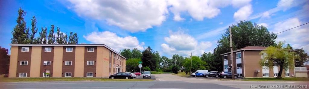 10 & 15 Lindsay St, Bathurst, NB