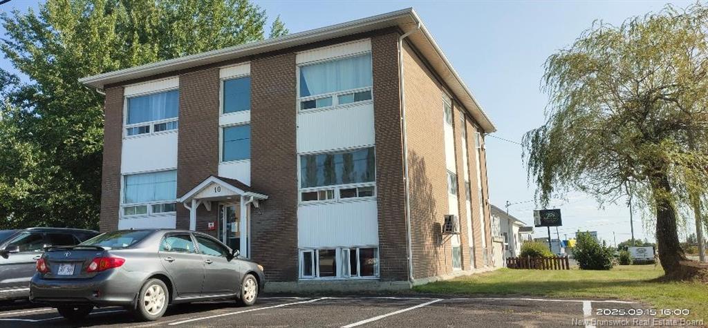 10 & 15 Lindsay St, Bathurst, NB