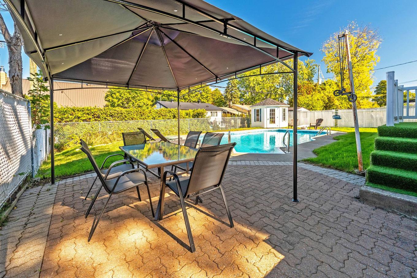 Backyard - 173 Rue Des Marguerites, Châteauguay, QC - Outdoor With In Ground Pool With Deck Patio Veranda