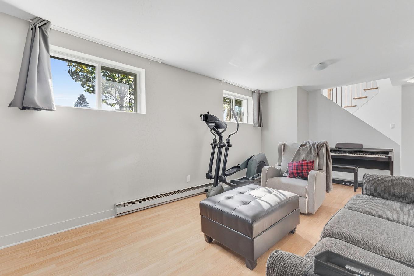 Salle familiale - 1680 Rue Paquin, Terrebonne (Terrebonne), QC - Indoor