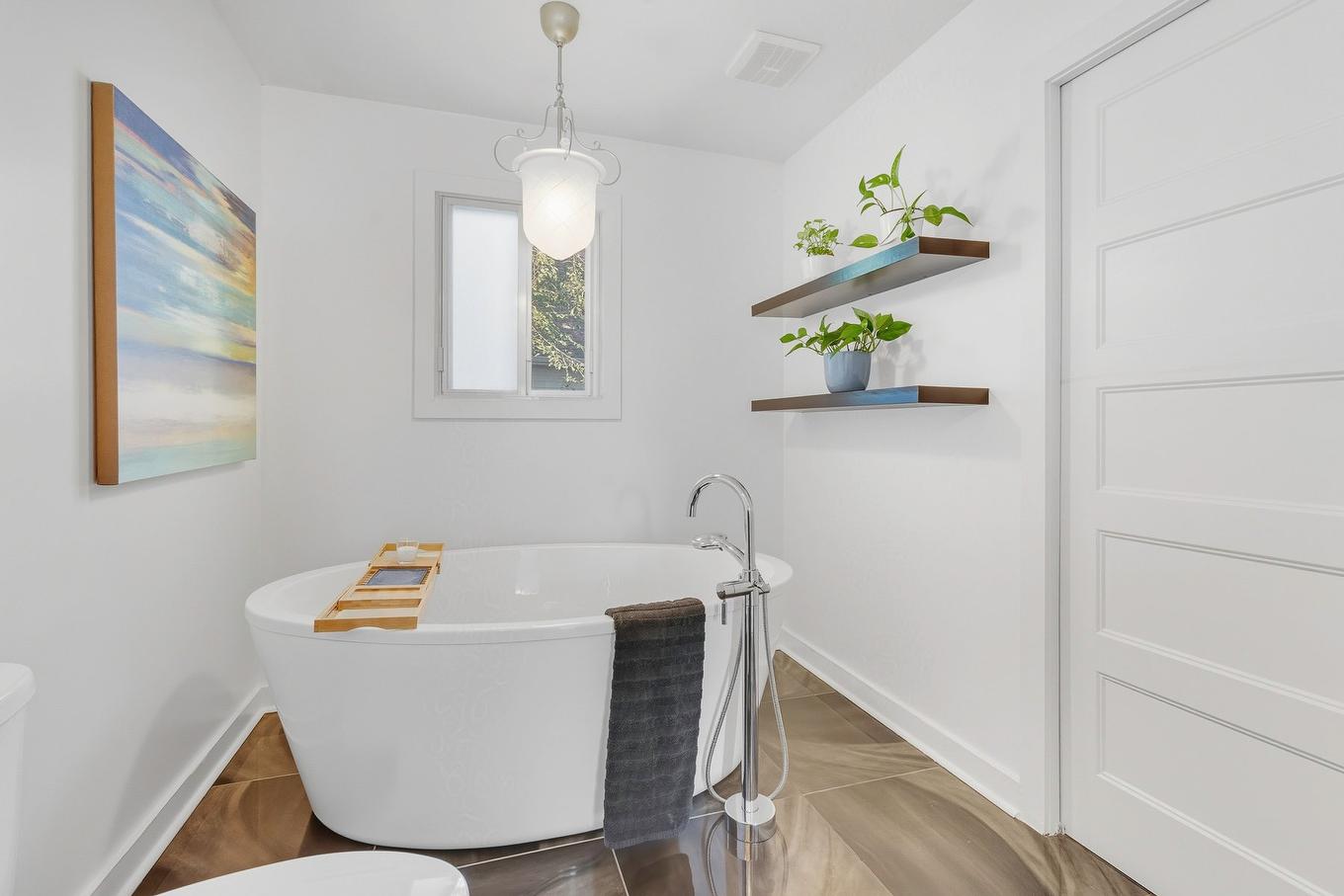 Salle de bains attenante à la CCP - 1680 Rue Paquin, Terrebonne (Terrebonne), QC - Indoor Photo Showing Bathroom