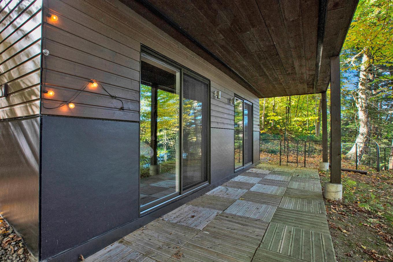 Terrasse - 511 Ch. Du Lac-Vincent, Shawinigan, QC - Outdoor With Exterior