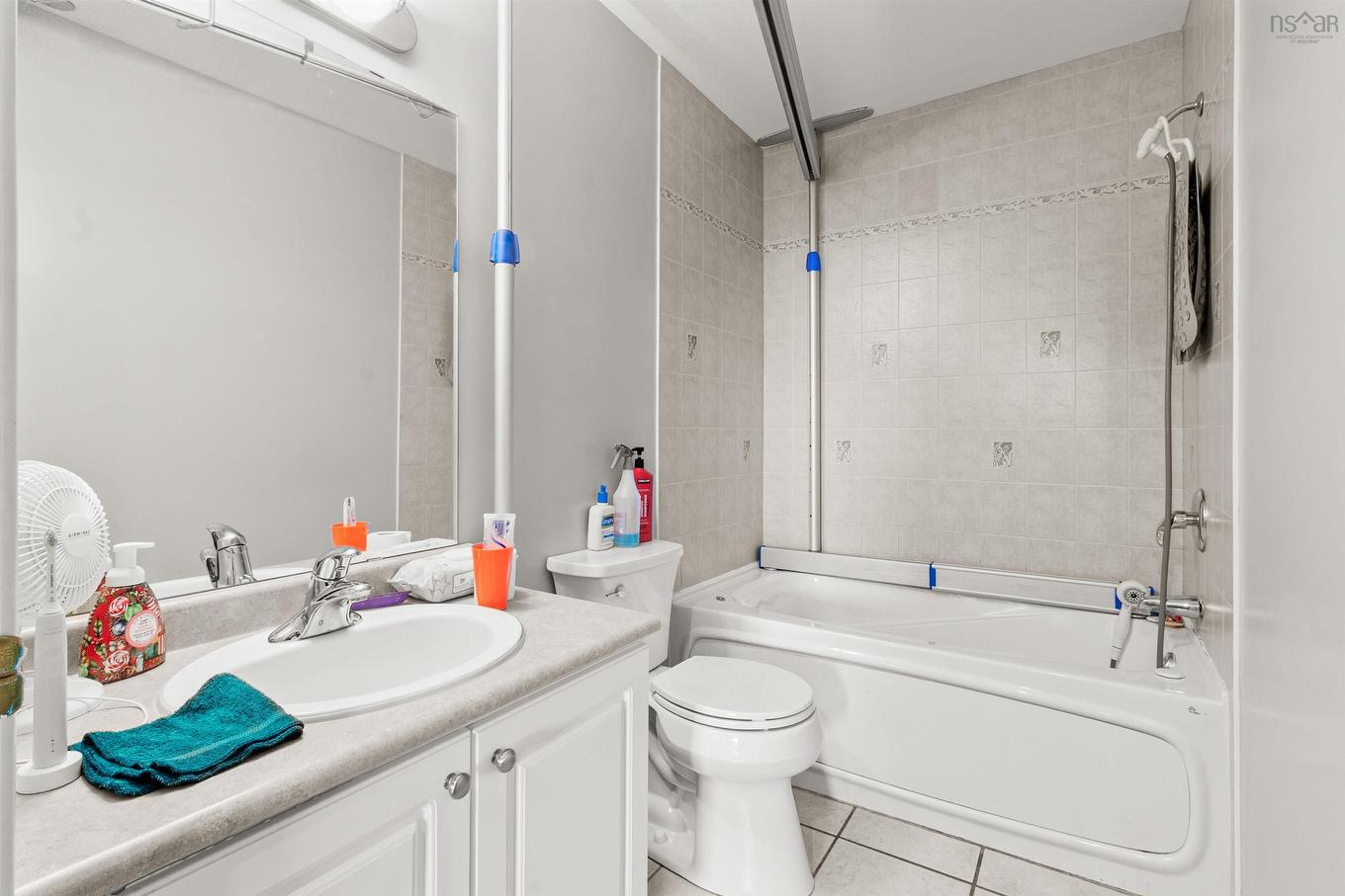 307 10 Regency Park Drive, Halifax, NS