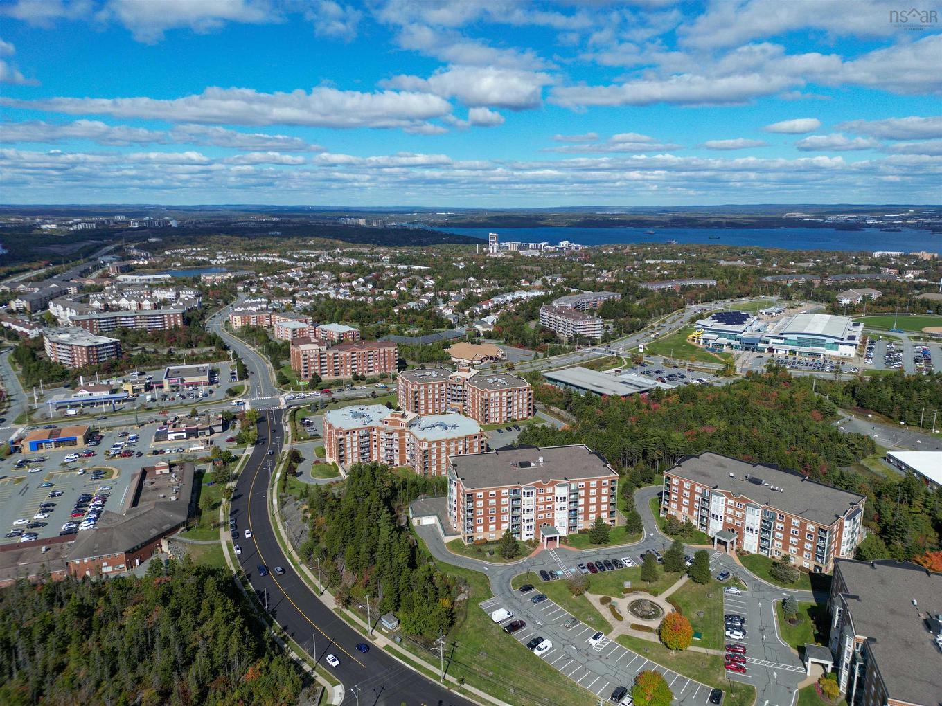 307 10 Regency Park Drive, Halifax, NS