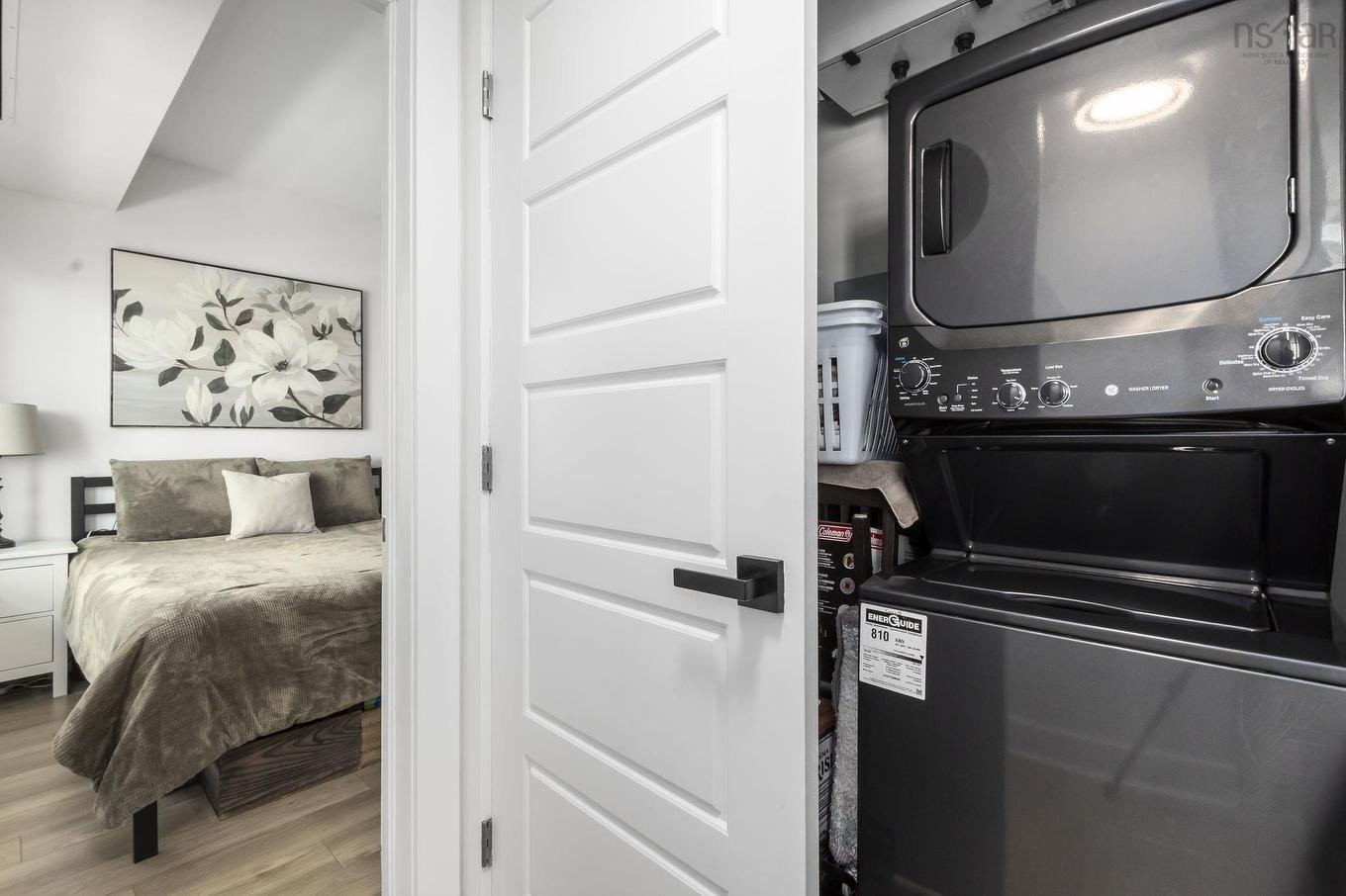 607 31 Kings Wharf Place, Dartmouth, NS