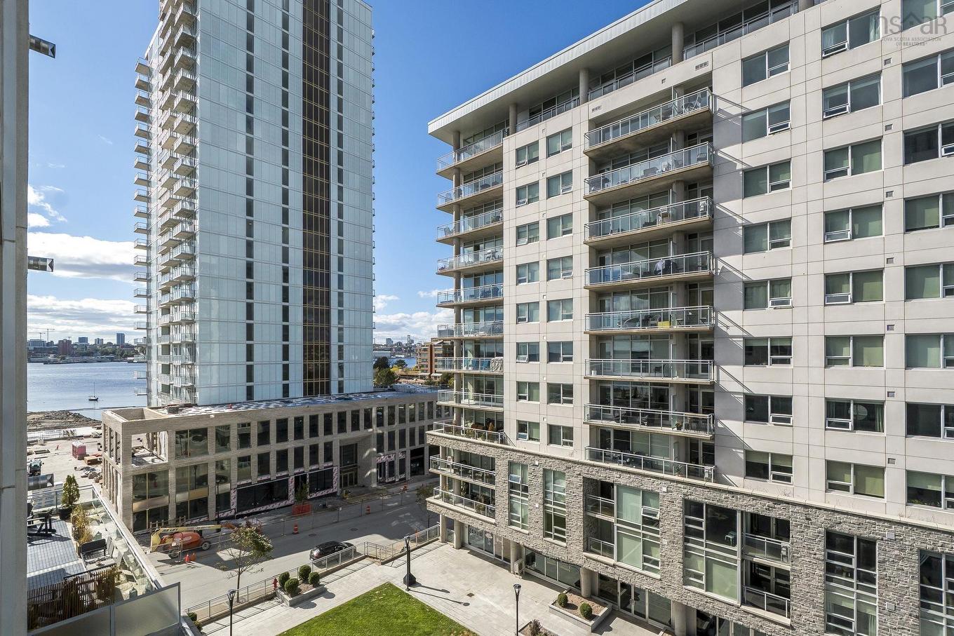 607 31 Kings Wharf Place, Dartmouth, NS