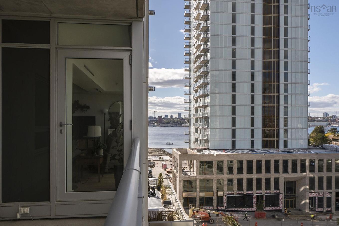 607 31 Kings Wharf Place, Dartmouth, NS