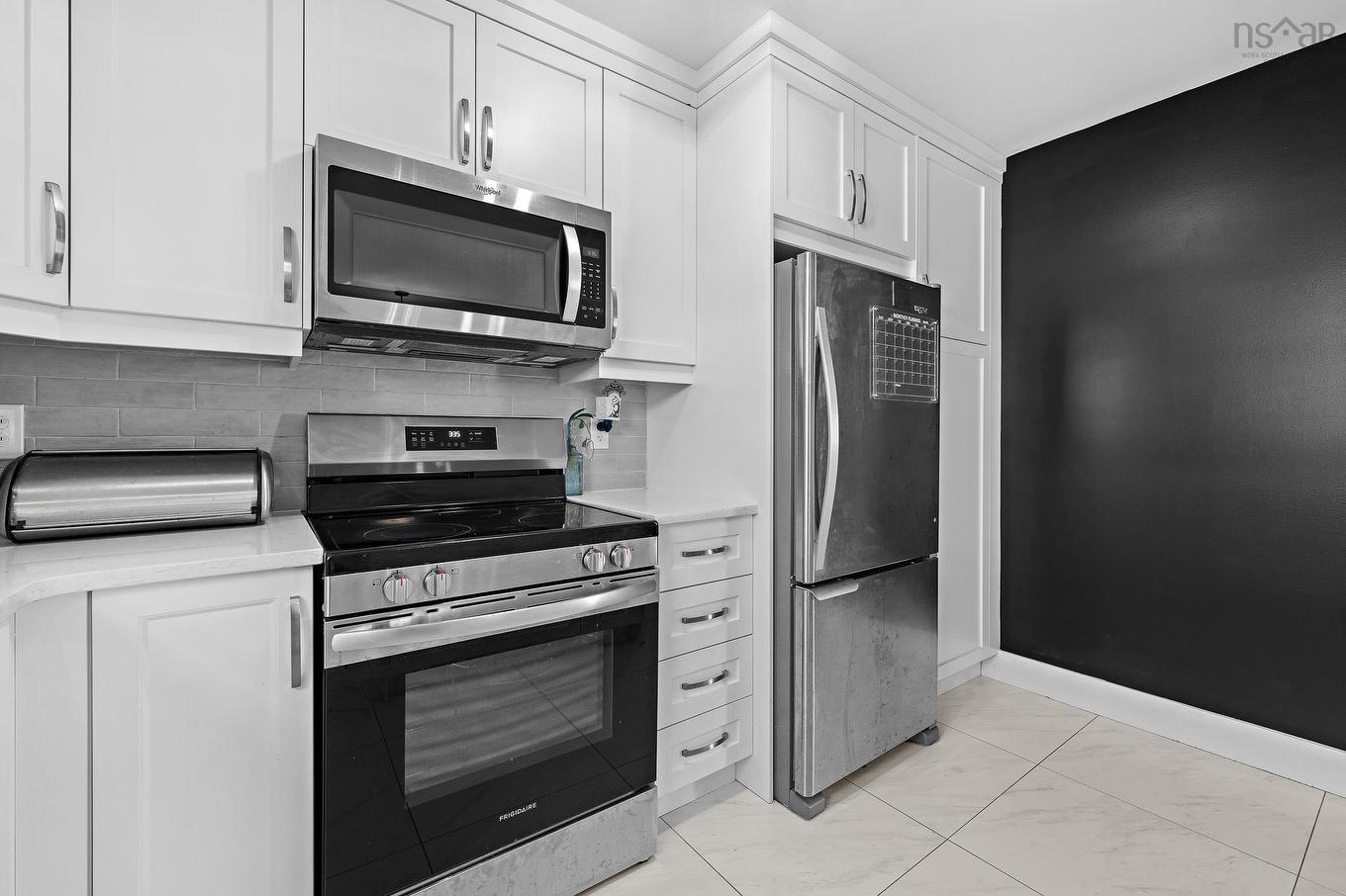 202 Titanium Crescent, Halifax, NS