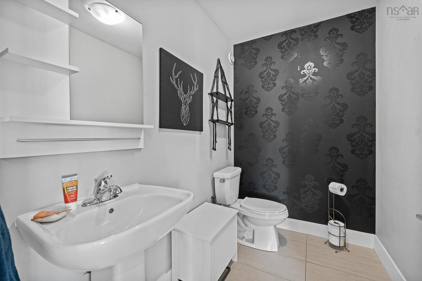 202 Titanium Crescent, Halifax, NS