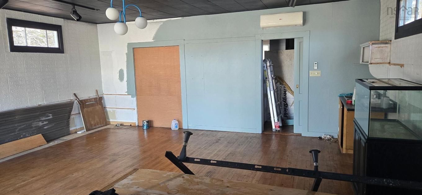 11799 Highway 8, Kempt, NS