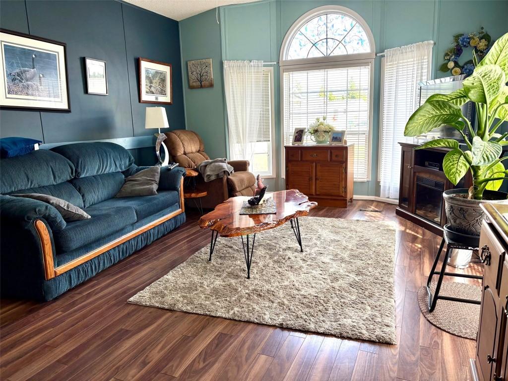 3-4510 Power Road, Barriere, BC